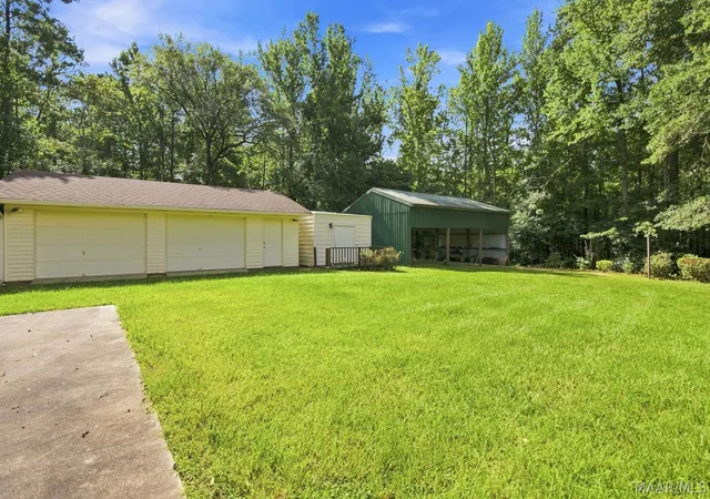Photo 3 of Single family home for sale at 5449 Pineapple Hwy, Greenville, AL 36037 | MLS# 589455 | Listing updated on 2026-09-04