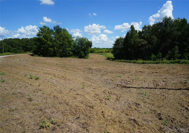 Photo 3 of Sale Pending at 4800 Old Carter Hl Rd, Pike Road, AL 36064 | MLS# 589519 | Listing updated on 2026-09-04