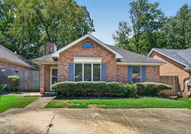 Photo 1 of Single family home for sale at 6724 Pamela Ct, Montgomery, AL 36116 | MLS# 589362 | Listing updated on 2026-09-05
