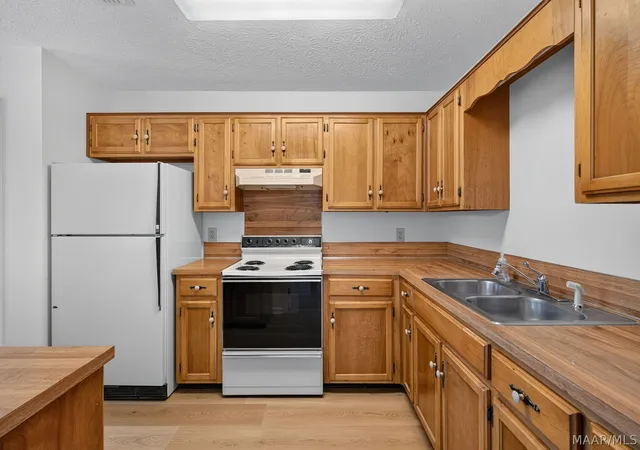 Photo 3 of Single family home for sale at 6724 Pamela Ct, Montgomery, AL 36116 | MLS# 589362 | Listing updated on 2026-09-05