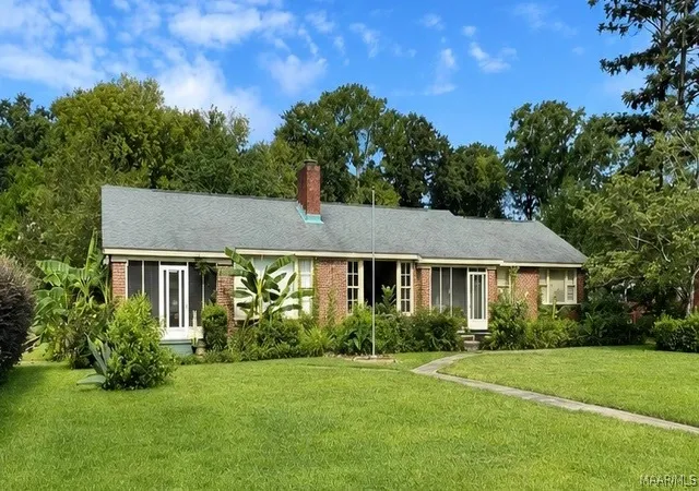 Photo 1 of Multi family home for sale at 9 Calhoun Rd, Montgomery, AL 36109 | MLS# 589539 | Listing updated on 2026-09-02