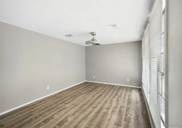 Photo 3 of Single family home for sale at 4023 Colfax Dr, Montgomery, AL 36105 | MLS# 589520 | Listing updated on 2026-09-05