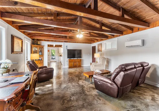 Photo 4 of Single family home for sale at 111 County Rd 823, Clanton, AL 35046 | MLS# 589597 | Listing updated on 2026-09-11
