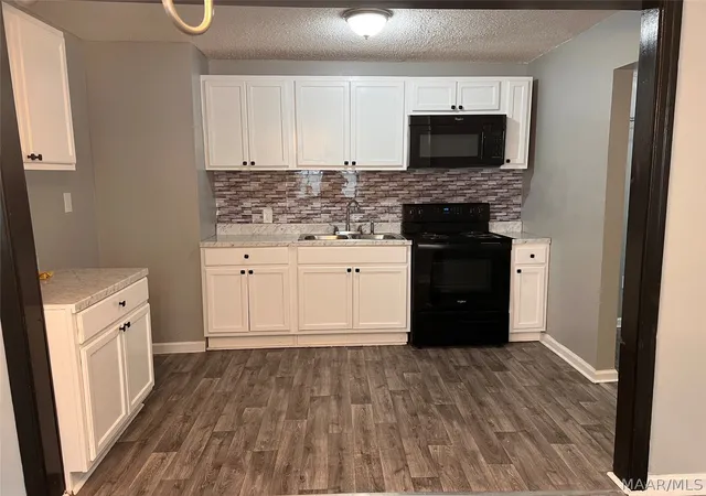 Photo 3 of Single family home for sale at 3950 Edgar D Nixon Ave, Montgomery, AL 36105 | MLS# 589624 | Listing updated on 2026-09-05