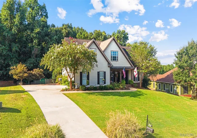 Photo 2 of Single family home for sale at 187 Forest Cvs, Wetumpka, AL 36093 | MLS# 589609 | Listing updated on 2026-09-18