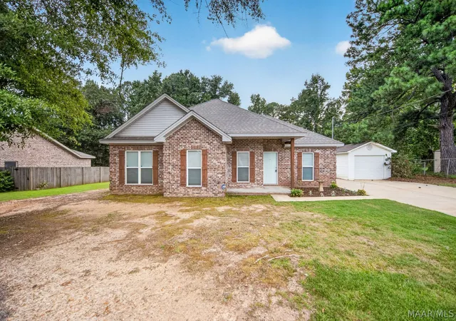 Photo 3 of Single family home for sale at 31 Noahs Spur, Wetumpka, AL 36092 | MLS# 589622 | Listing updated on 2026-09-10