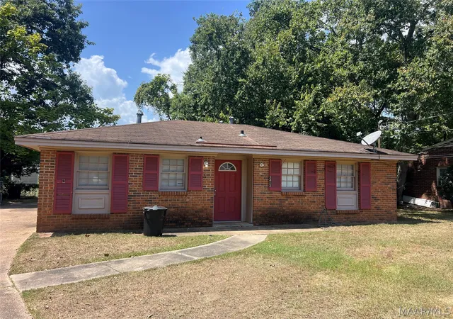 Single family home for sale at 3413 Flintstone Ct, Montgomery, AL 36110 | MLS# 589614