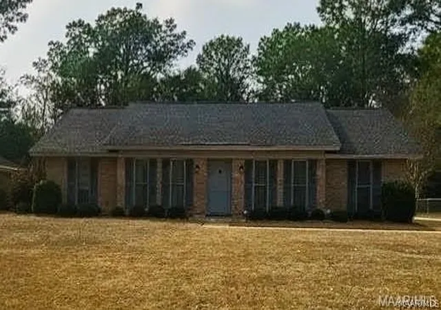 Photo 1 of Single family home for sale at 331 Seminole Dr, Montgomery, AL 36117 | MLS# 589296 | Listing updated on 2026-09-07