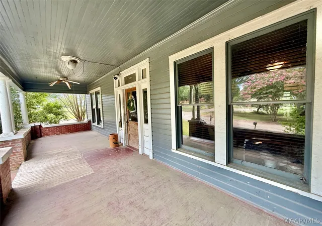 Photo 3 of Single family home for sale at 207 E Dekalb St, Marion, AL 36756 | MLS# 589682 | Listing updated on 2026-09-10