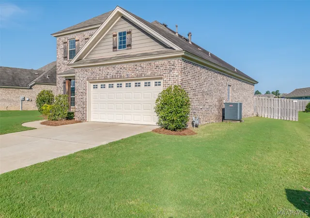 Photo 3 of Single family home for sale at 9313 Crescent Lodge Cir, Pike Road, AL 36064 | MLS# 589383 | Listing updated on 2026-09-09