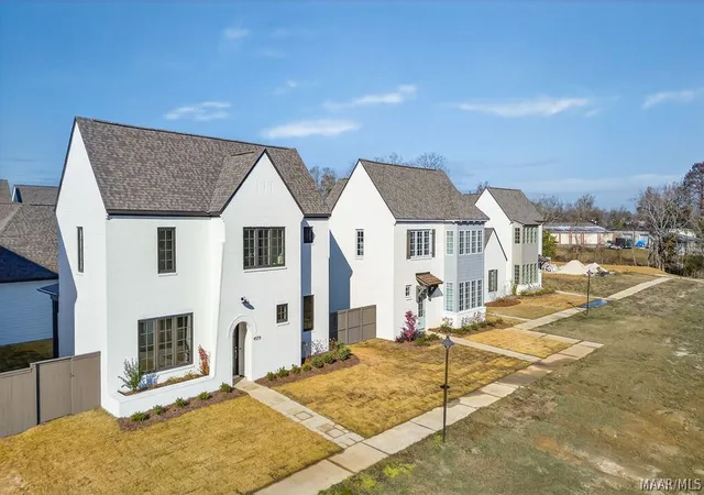 Photo 2 of Single family home for sale at 4559 Bloomsbury St, Montgomery, AL 36116 | MLS# 589708 | Listing updated on 2026-09-04