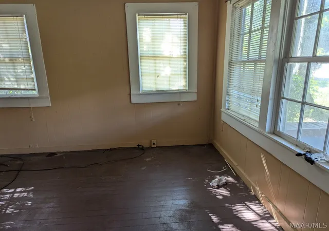 Photo 3 of Single family home for sale at 113 Wheeler Ave, Selma, AL 36701 | MLS# 589658 | Listing updated on 2026-10-05