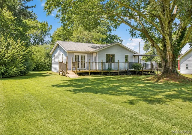 Photo 1 of Single family home for sale at 867 Nobles Rd, Wetumpka, AL 36092 | MLS# 589656 | Listing updated on 2026-09-05
