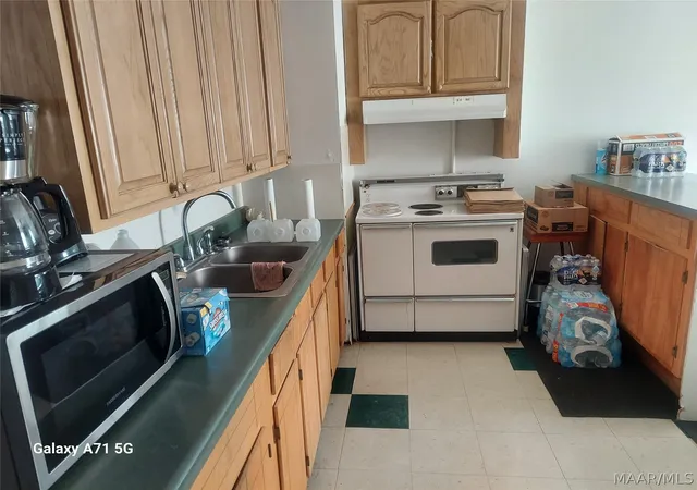 Photo 4 of Single family home for sale at 4340 Court St, Montgomery, AL 36105 | MLS# 589736 | Listing updated on 2026-10-02