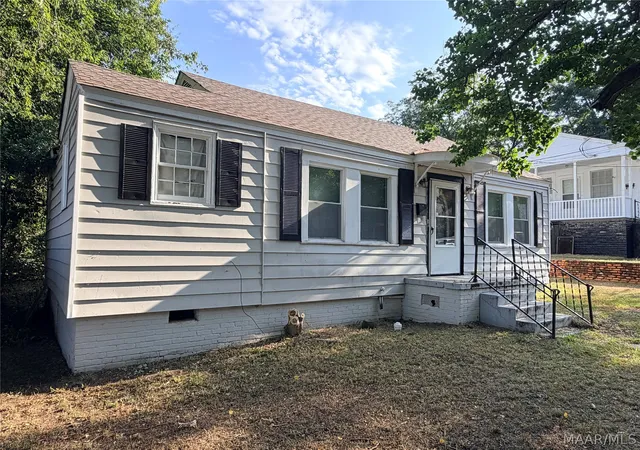Photo 2 of Single family home for sale at 2113 Windsor Ave, Montgomery, AL 36107 | MLS# 589753 | Listing updated on 2026-09-04
