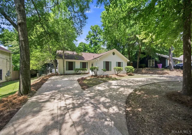 Photo 2 of Single family home for sale at 361 N Northington Rd, Prattville, AL 36067 | MLS# 589785 | Listing updated on 2026-09-18