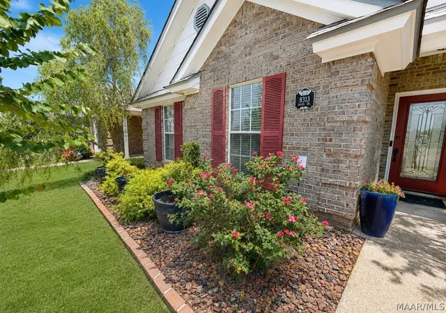 Photo 3 of Single family home for sale at 8313 Dison Dr, Montgomery, AL 36117 | MLS# 589812 | Listing updated on 2026-09-10