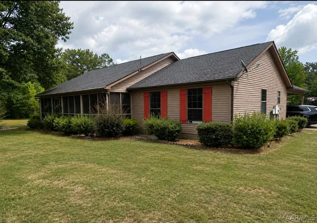 Photo 2 of Single family home for sale at 474 Dailey Rd, Camden, AL 36726 | MLS# 589817 | Listing updated on 2026-09-10