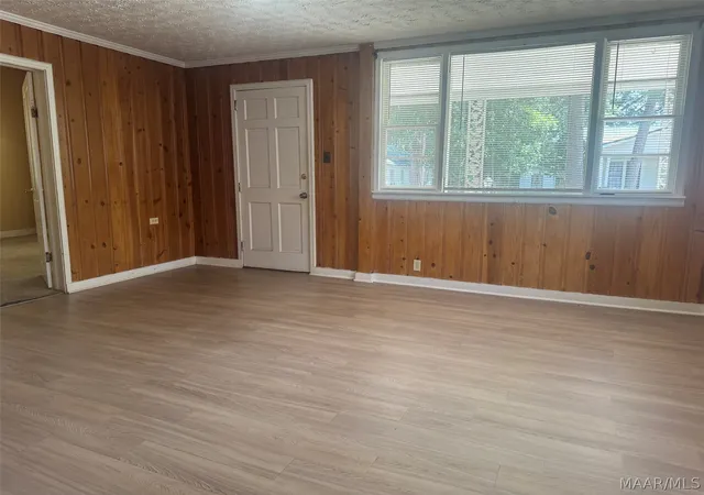 Photo 3 of Single family home for sale at 338 Hickory St, Greenville, AL 36037 | MLS# 589793 | Listing updated on 2026-09-26
