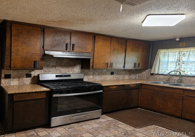 Photo 4 of Single family home for sale at 5414 W Shades Valley Dr, Montgomery, AL 36108 | MLS# 589827 | Listing updated on 2026-10-06