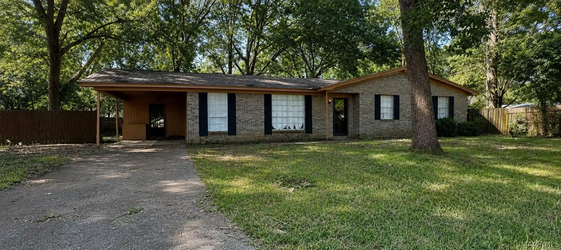 Photo 1 of Single family home for sale at 109 Christie Ln, Selma, AL 36701 | MLS# 589834 | Listing updated on 2026-10-27