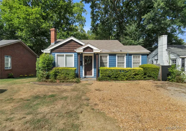 Photo 2 of Single family home for sale at 611 N Panama St, Montgomery, AL 36107 | MLS# 589701 | Listing updated on 2026-09-17