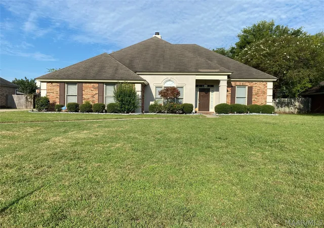 Photo 1 of Single family home for sale at 1636 Worthing Rd, Montgomery, AL 36117 | MLS# 589854 | Listing updated on 2026-09-03