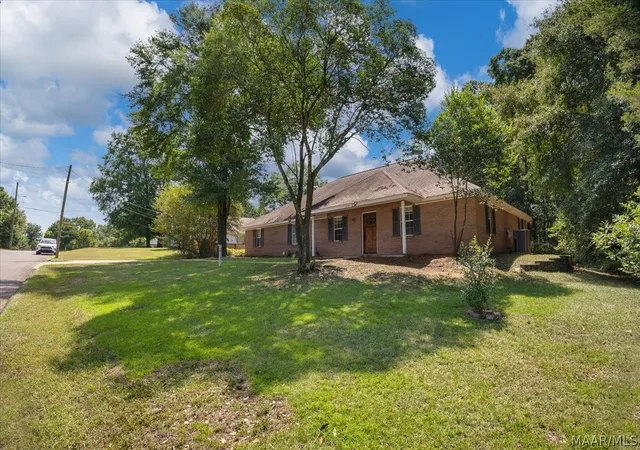 Photo 3 of Single family home for sale at 3716 Adams Pl, Millbrook, AL 36054 | MLS# 589855 | Listing updated on 2026-10-04
