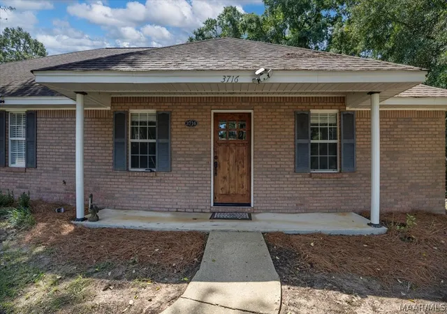 Photo 3 of Single family home for sale at 3716 Adams Pl, Millbrook, AL 36054 | MLS# 589855 | Listing updated on 2026-10-04