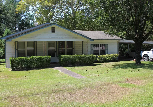 Photo 1 of Single family home for sale at 4521 Pineapple Hwy, Forest Home, AL 36030 | MLS# 589743 | Listing updated on 2026-09-03