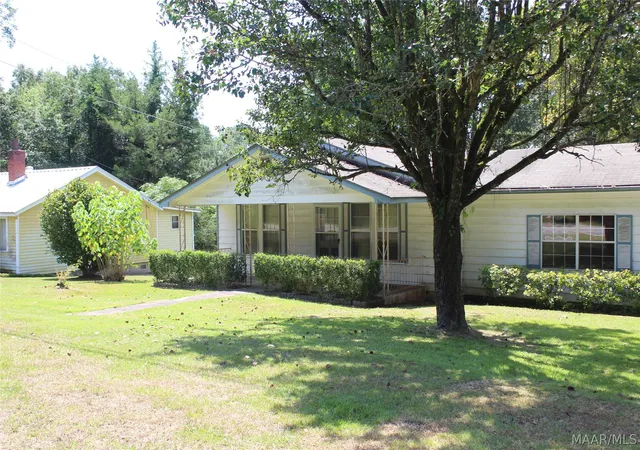 Photo 2 of Single family home for sale at 4521 Pineapple Hwy, Forest Home, AL 36030 | MLS# 589743 | Listing updated on 2026-09-03