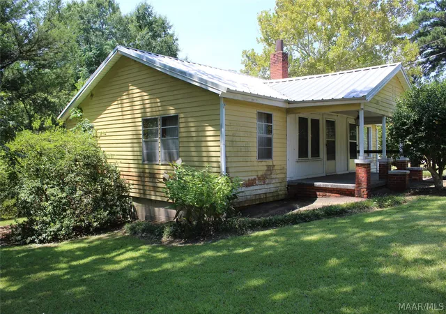 Photo 2 of Single family home for sale at 4507 Pineapple Hwy, Greenville, AL 36037 | MLS# 589781 | Listing updated on 2026-09-04