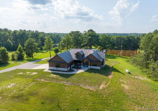 Photo 1 of Single family home for sale at 1393 County Road 7768, Troy, AL 36081 | MLS# 589883 | Listing updated on 2026-09-05