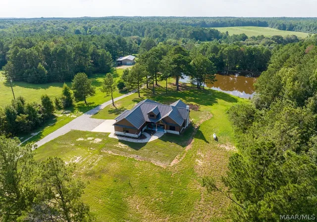 Photo 3 of Single family home for sale at 1393 County Road 7768, Troy, AL 36081 | MLS# 589883 | Listing updated on 2026-10-05