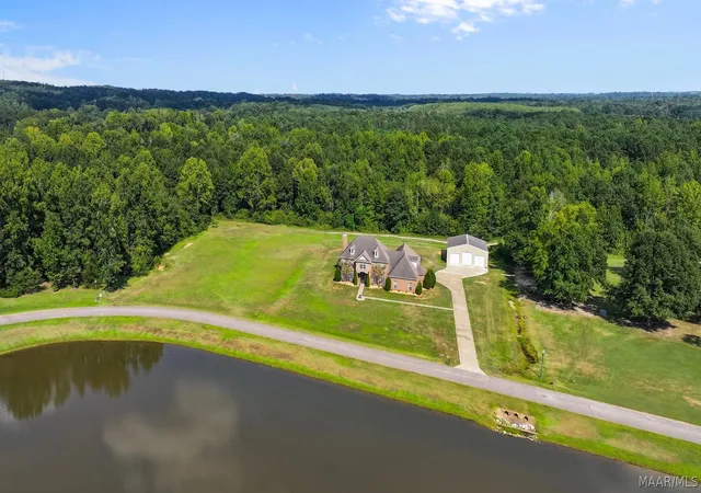 Photo 1 of Single family home for sale at 2309 Wynoaks Dr, Prattville, AL 36067 | MLS# 589670 | Listing updated on 2026-09-26