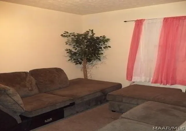 Photo 3 of Single family home for sale at 610 Maxey St, Selma, AL 36701 | MLS# 589941 | Listing updated on 2026-09-02