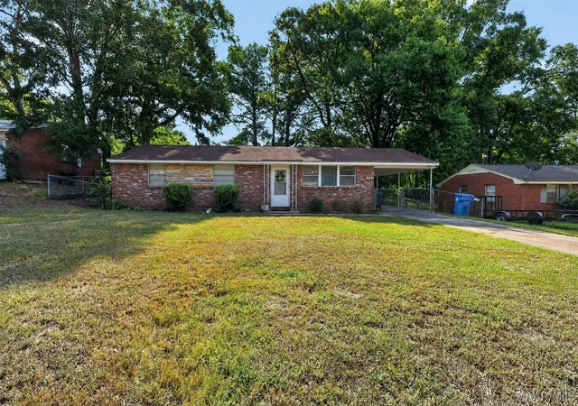 Photo 3 of Sale Pending at 512 Boxwood Rd, Prattville, AL 36067 | MLS# 589954 | Listing updated on 2026-09-11