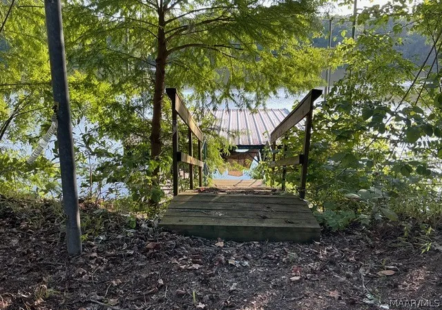 Photo 2 of Single family home for sale at 362 Enfinger Rd, Lowndesboro, AL 36752 | MLS# 589832 | Listing updated on 2026-09-02