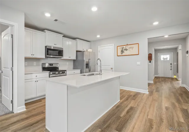Photo 3 of Single family home for sale at 53 Seaboard Dr, Montgomery, AL 36117 | MLS# 590002 | Listing updated on 2026-09-05