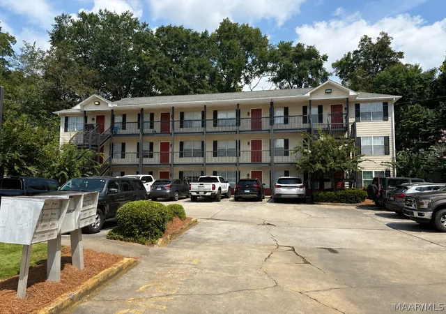 Photo 1 of Condo for sale at 544 W Glenn Ave, Auburn, AL 36832 | MLS# 590023 | Listing updated on 2026-09-16