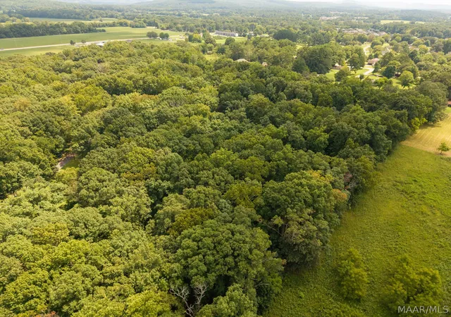 Photo 3 of Land for sale at 0 Cranbrook Dr, New Market, AL 35761 | MLS# 590004 | Listing updated on 2026-08-31