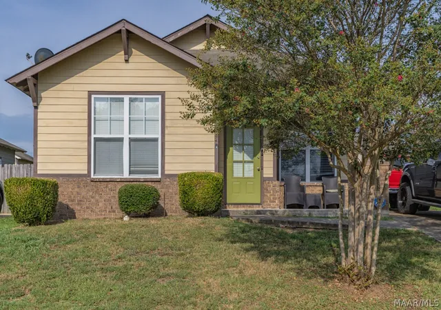 Photo 1 of Single family home for sale at 3913 Brookshire Wy, Montgomery, AL 36116 | MLS# 589840 | Listing updated on 2026-10-01