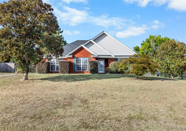 Photo 2 of Single family home for sale at 281 Hidden Valley Rd, Deatsville, AL 36022 | MLS# 590052 | Listing updated on 2026-09-19