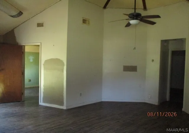 Photo 4 of Sale Pending at 1817 Alpine Dr, Deatsville, AL 36022 | MLS# 590055 | Listing updated on 2026-09-18