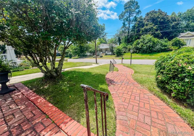 Photo 3 of Single family home for sale at 404 South St, Greenville, AL 36037 | MLS# 590019 | Listing updated on 2026-09-04