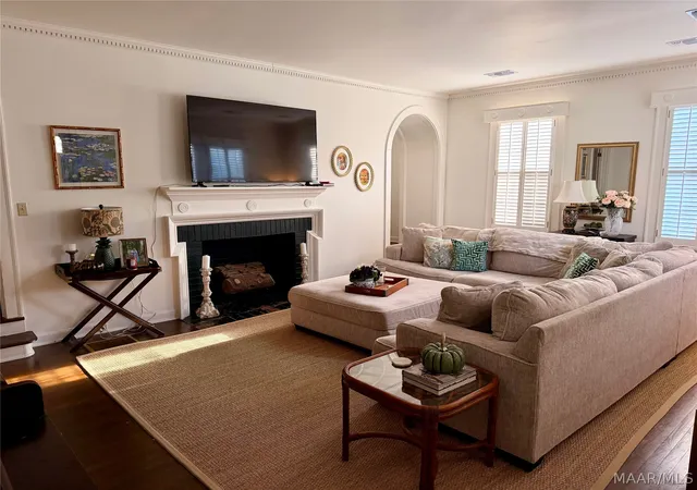 Photo 4 of Single family home for sale at 404 South St, Greenville, AL 36037 | MLS# 590019 | Listing updated on 2026-09-04