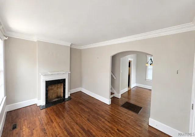 Photo 3 of Multi family home for sale at 2031 Ridge Ave, Montgomery, AL 36106 | MLS# 590063 | Listing updated on 2026-09-10