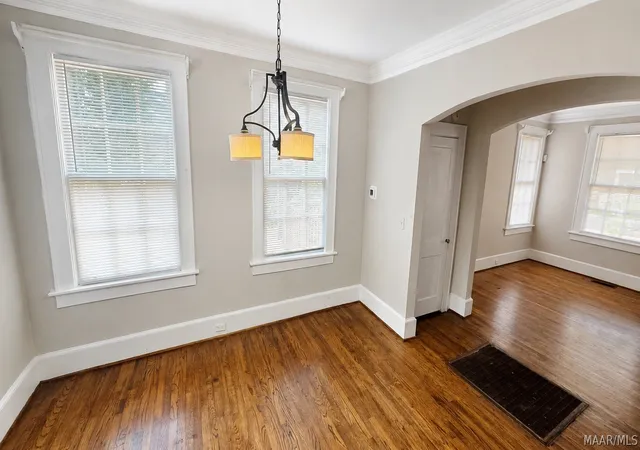 Photo 3 of Multi family home for sale at 2031 Ridge Ave, Montgomery, AL 36106 | MLS# 590063 | Listing updated on 2026-09-10