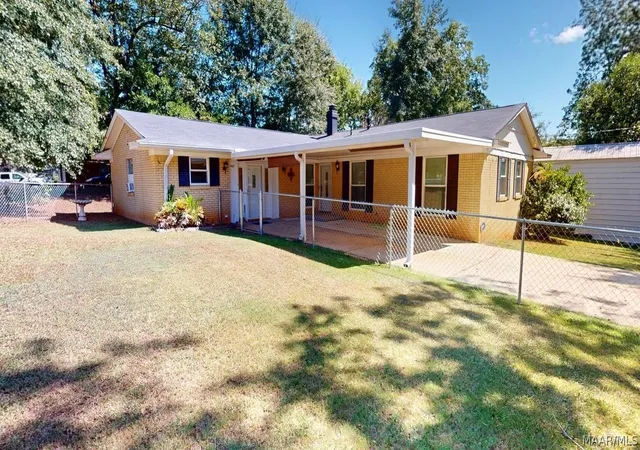 Photo 1 of Single family home for sale at 907 Skidmore Ave, Prattville, AL 36066 | MLS# 590008 | Listing updated on 2026-09-02