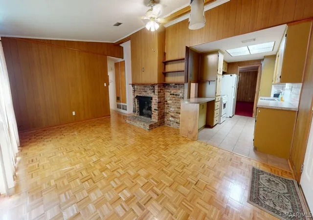 Photo 2 of Single family home for sale at 907 Skidmore Ave, Prattville, AL 36066 | MLS# 590008 | Listing updated on 2026-09-02